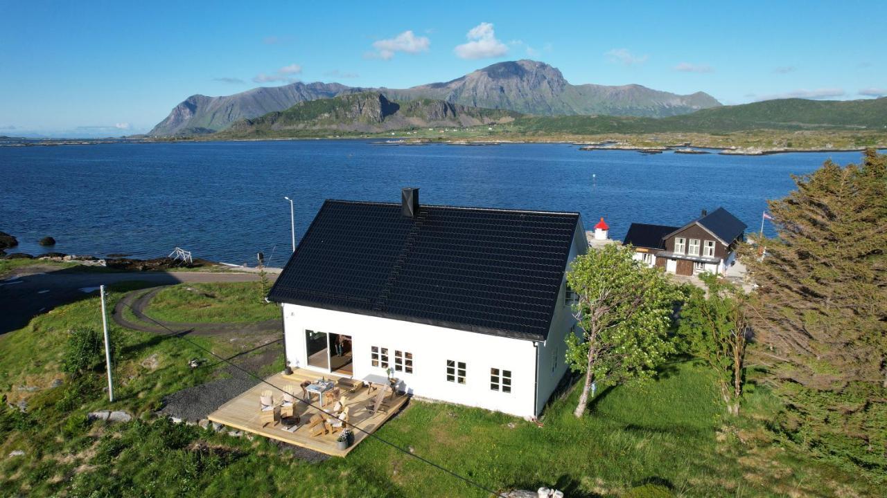 Villa Borgvag - A Unique Seafront Villa In The Heart Of Lofoten Bostad Exteriér fotografie