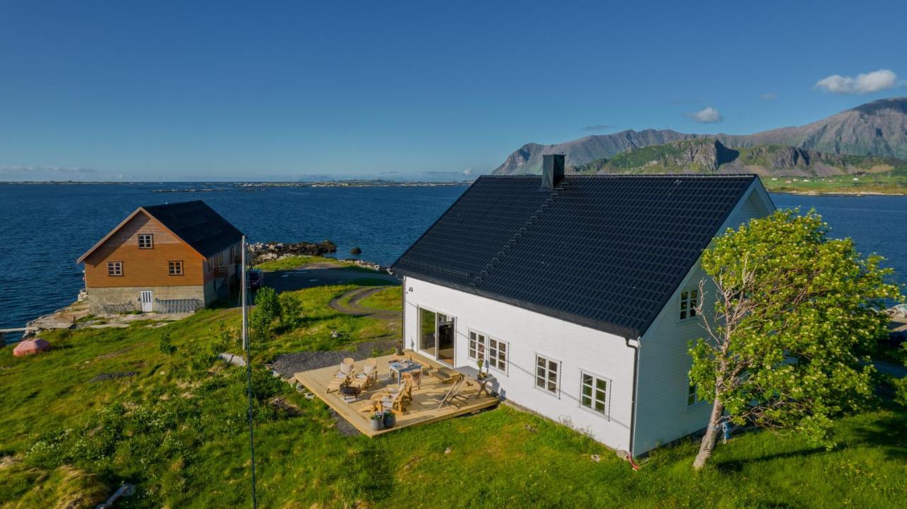 Villa Borgvag - A Unique Seafront Villa In The Heart Of Lofoten Bostad Exteriér fotografie