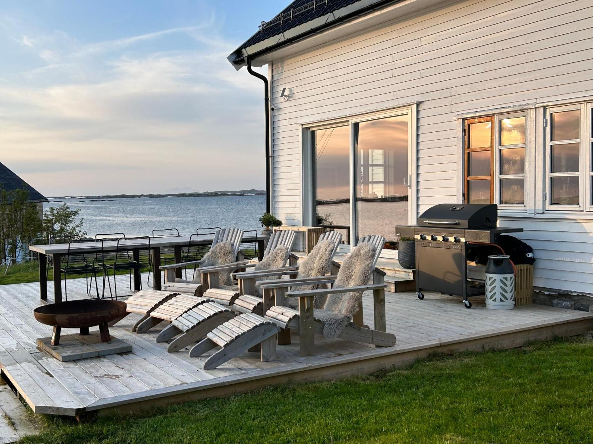 Villa Borgvag - A Unique Seafront Villa In The Heart Of Lofoten Bostad Exteriér fotografie